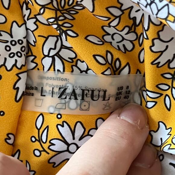 Zaful women’s swim halter bikini Sz 8 Medium M white scalloped romantic yellow - Picture 5 of 5